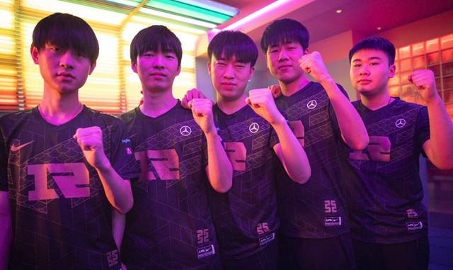 腰部的热身 腰部的热身