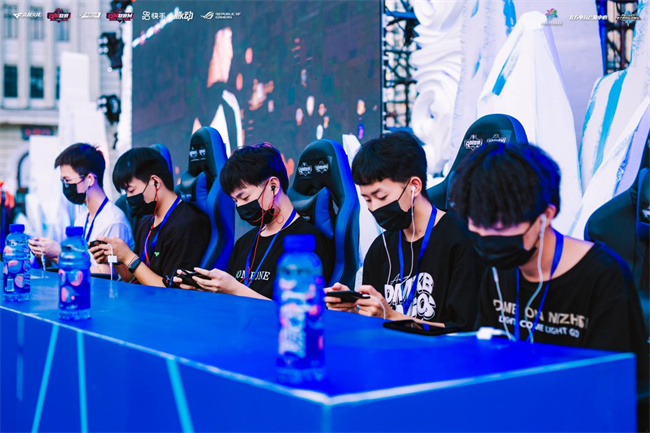 游戏行业迎 游戏行业迎